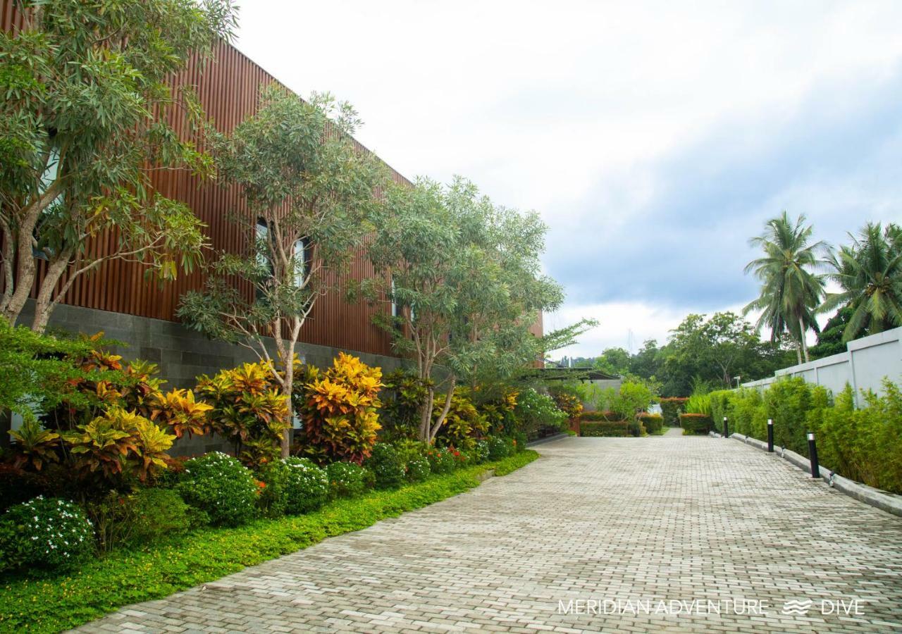 Meridian Adventure Marina Club & Resort Waisai Exterior foto